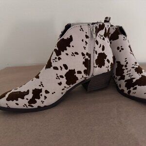 💚 Arula Cow Print Western Ankle Boots – Brown & Cream – Women's Booties